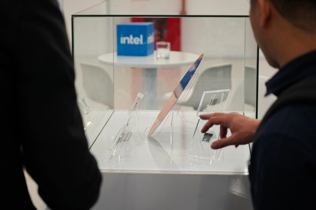 Kế hoạch hồi sinh Intel và tham vọng dẫn đầu công nghệ chip Mỹ